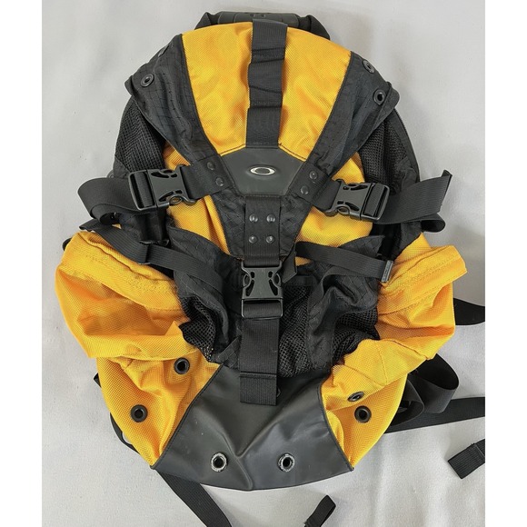 VTG 90s Oakley Icon 1.0 Tactical Backpack Rucksack Yellow Gold Black Gorpcore - Picture 1 of 15